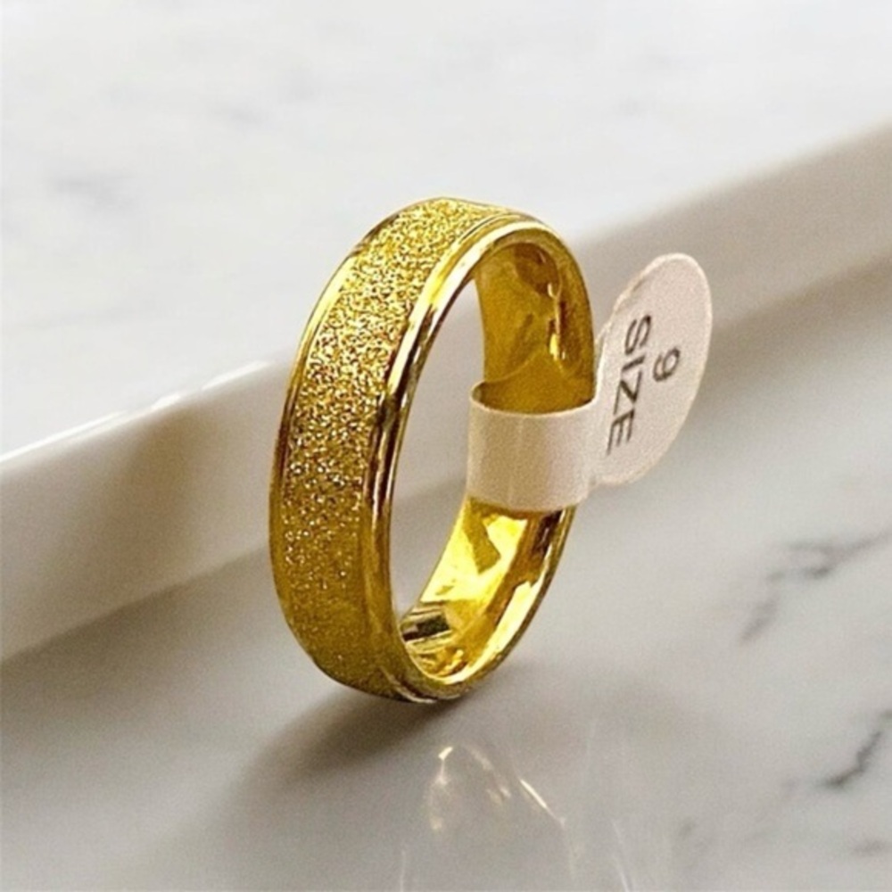 Gold Plated Stainless Steel 6mm gold ring - Size 9 - Picture 2 of 6